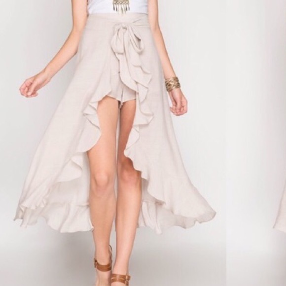 Dresses & Skirts - 🌼NWT Very Chic Maxi Skirt/Short One Piece!